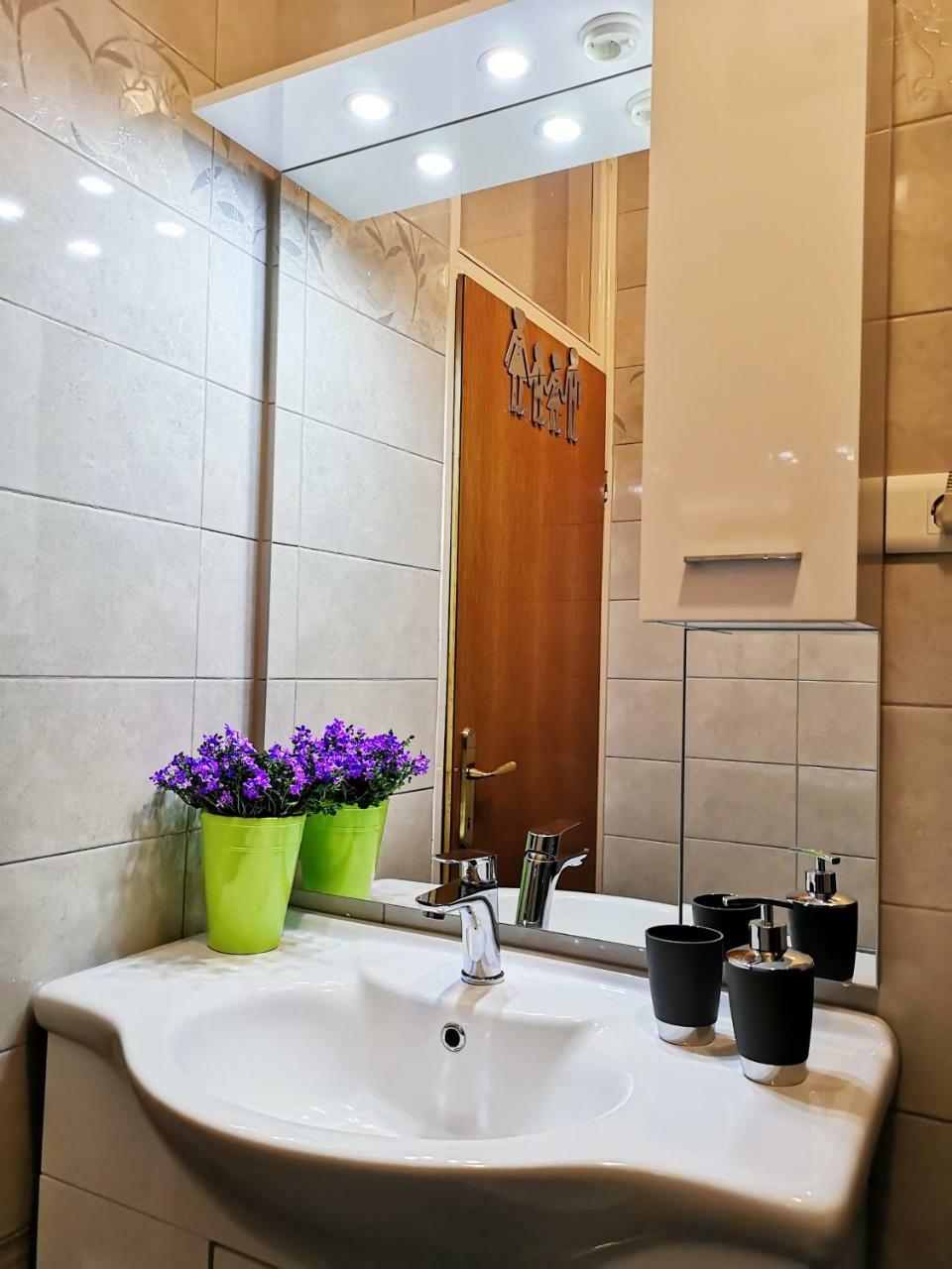 Apartman Ladybird Pula Exterior photo