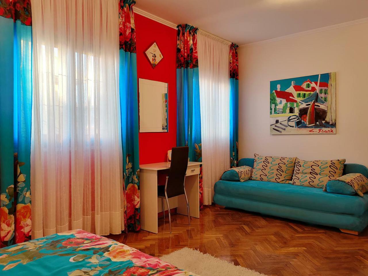 Apartman Ladybird Pula Exterior photo